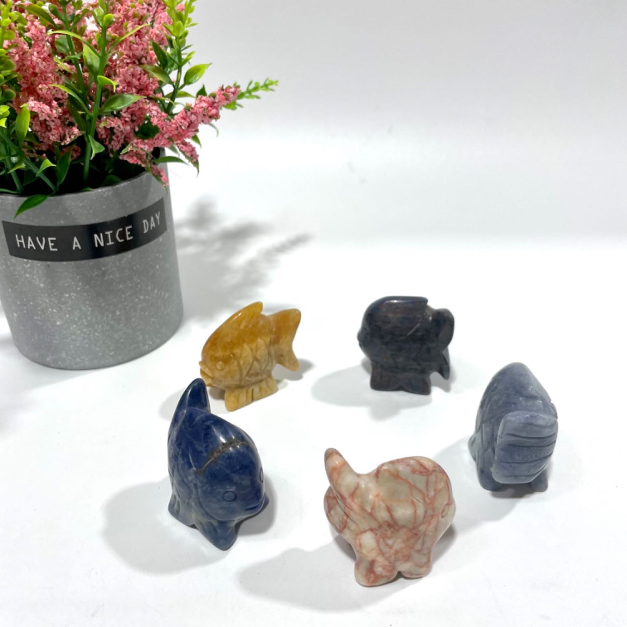 5 Counts Various Materials Goldfish Crystal Carving Healing Crystal Gem Reiki Healing Home Decor Crystal Jewelry Shop Pretty Crystals From IG Crystal