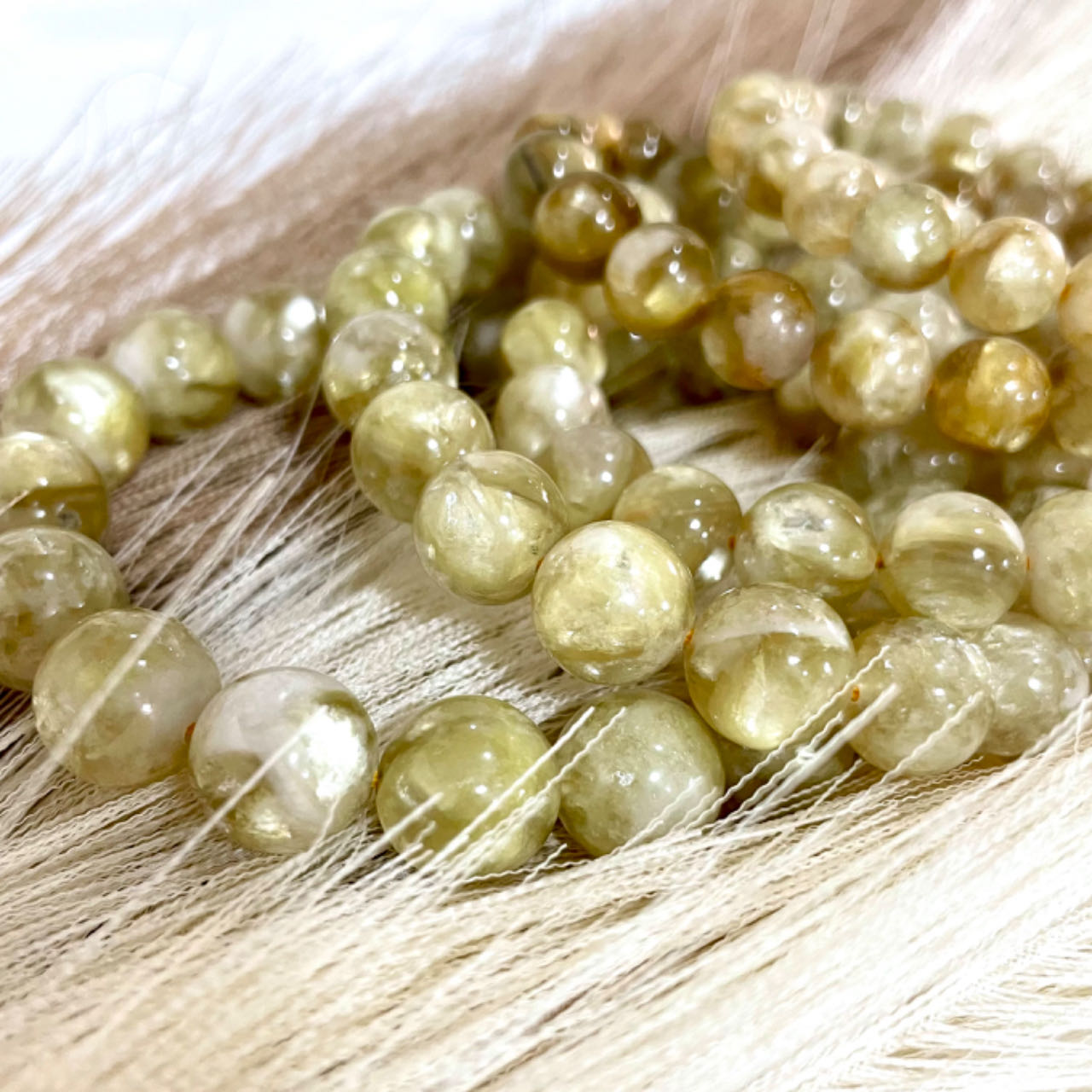 Golden Mica Bracelet 9~12mm Energy Healing Crystals Jewelry for Women DIY Bracelet From IG Crystal