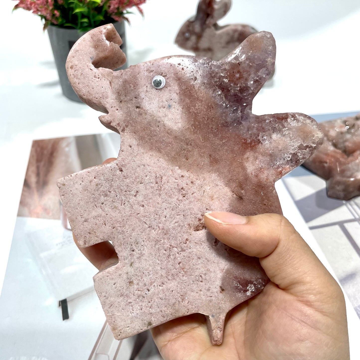 1 Count Pink Amethyst Fish Elephant Rabbit Crystal Carving Healing Stones Natural Stone Chakra Balancing Reiki Home Office Decor From IG Crystal