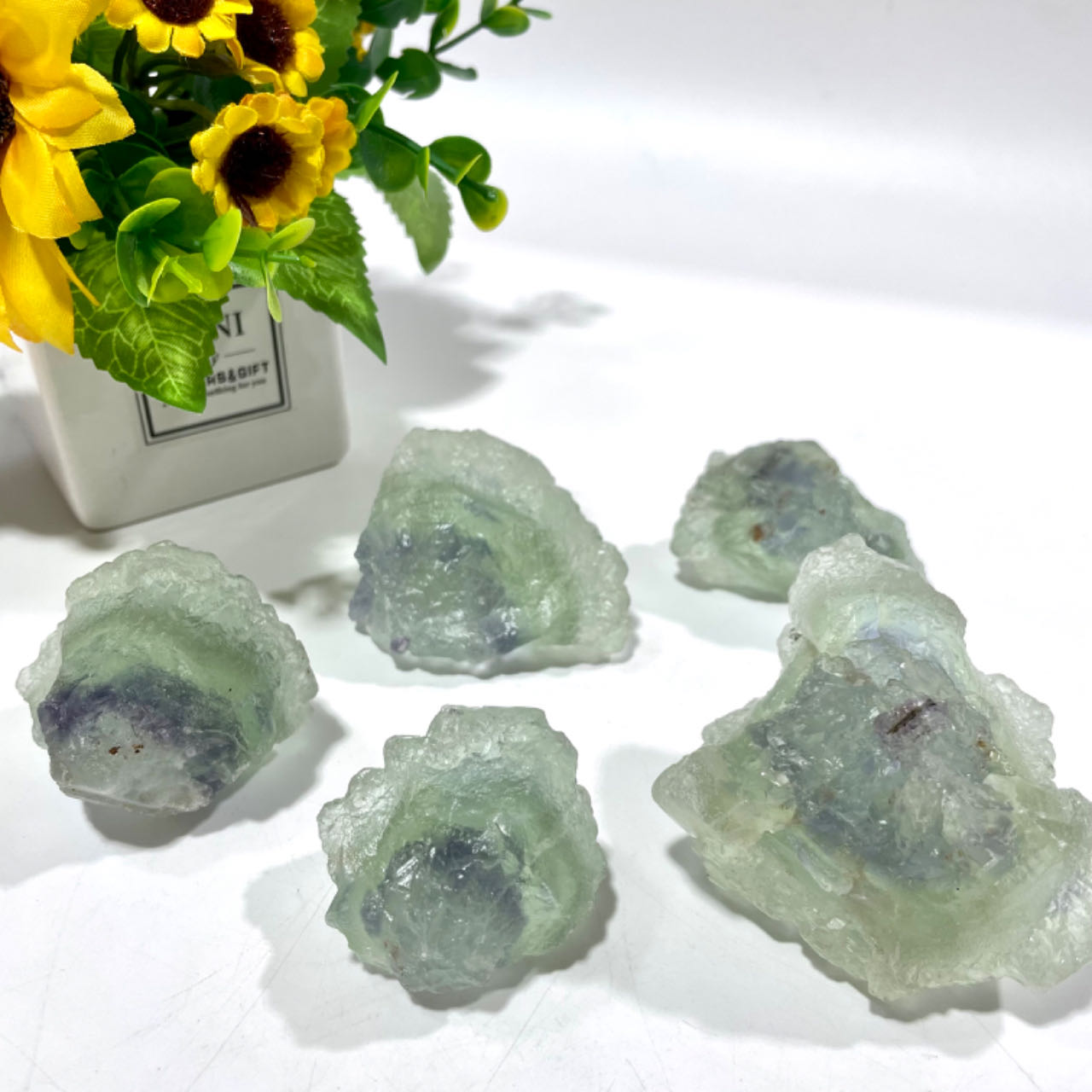Green Fluorite Crystal Stone for Tumbling Cabbing Decoration Polishing Quartz Ore Crystals Stone Ornaments Home Decor Gift From IG Crystal