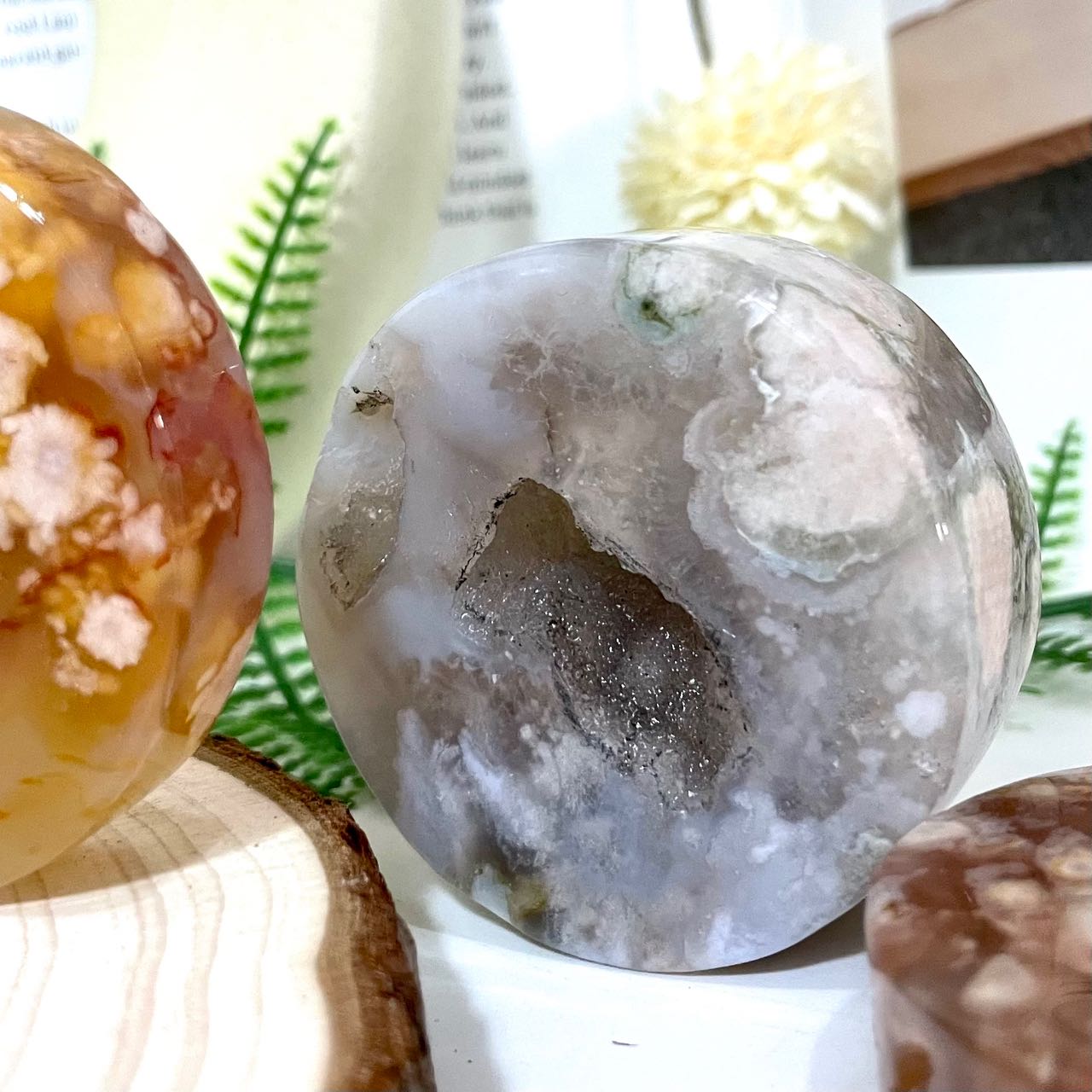 Pink Flower Agate Round Stone Stochastic 3~5 Counts Healing Stone Home Decoration From IG Crystal