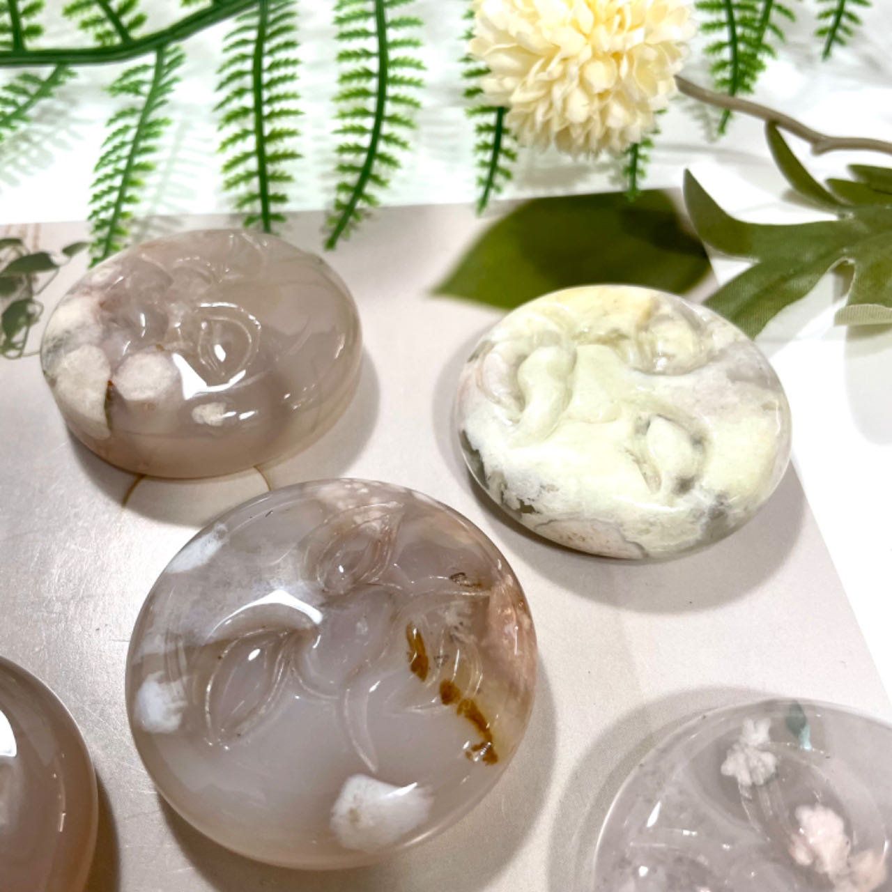5 Counts Pink Flower Agate Smile Face Crystal Healing Crystal Home Decoration From IG Crystal