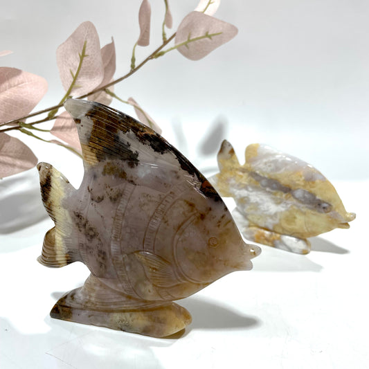 1 Count Chalcedony Fish Crystal Carving Healing Stones Natural Stone Chakra Balancing Reiki Home Office Decor From IG Crystal