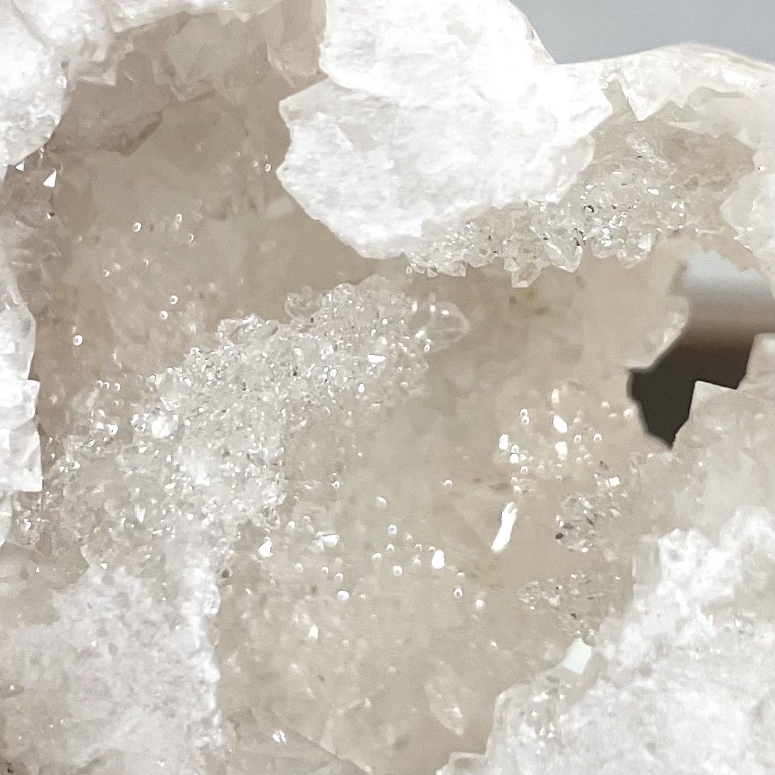 Heart Shape Morocco Agate Geode Healing Crystal Home Decor From IG Crystal