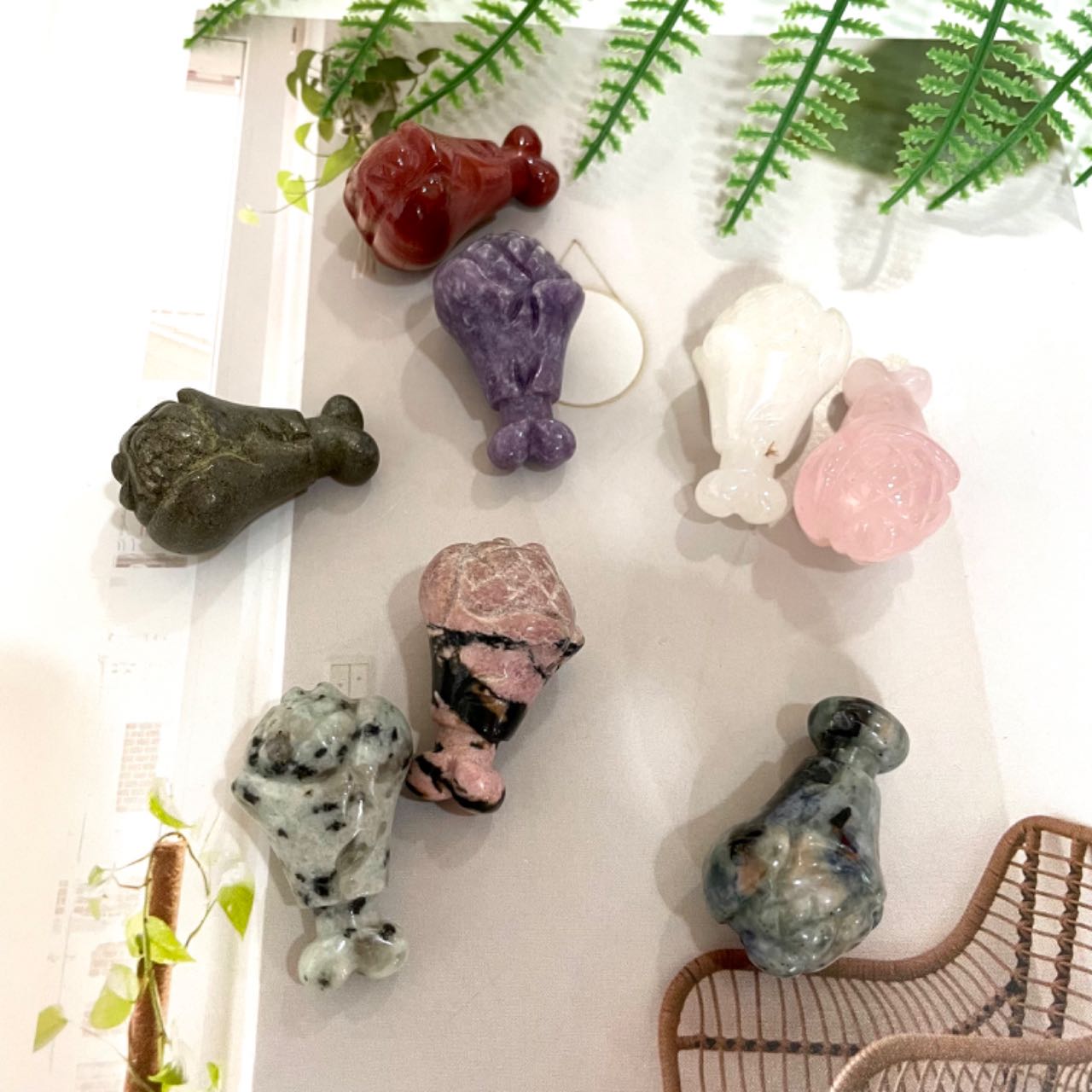 IG Crystal 8 Counts Different Material Chicken Leg Crystal Rose Quartz Clear Quartz Kiwi Jasper Sodalite Amethyst Opalite Unakite Healing Crystal