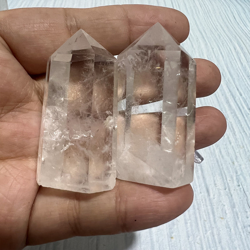 clear quartz point High quality, low price, many kinds of materials